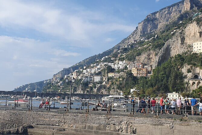 Private Transfer from Naples to Ravello or Amalfi - Cars, WiFi, and English-Speaking Drivers