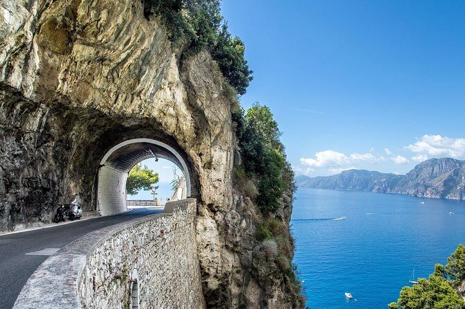 Private Transfer: From Sorrento to Positano with hotel pick-up and drop-off - The Amalfi Coast Drive and Photo-Friendly Moments
