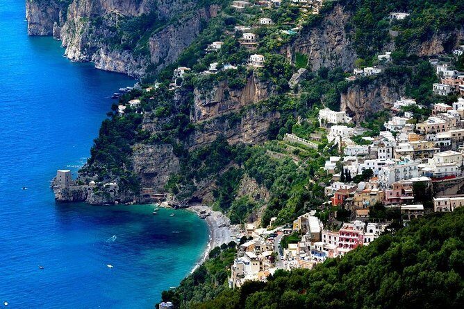 Private Transfer Naples Positano or Praiano or vice versa, Via Pompei or Cantina - Comfort on the Drive: AC, Wi‑Fi, and the “Long Day” Fix