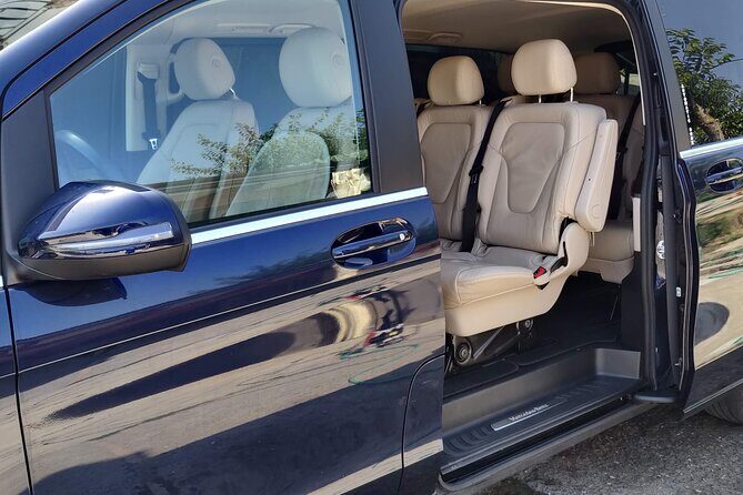 Private Transfer Naples to Amalfi Coast + 2 hours stop in Pompeii - Riding in a Mercedes: comfort that matters on the Amalfi drive