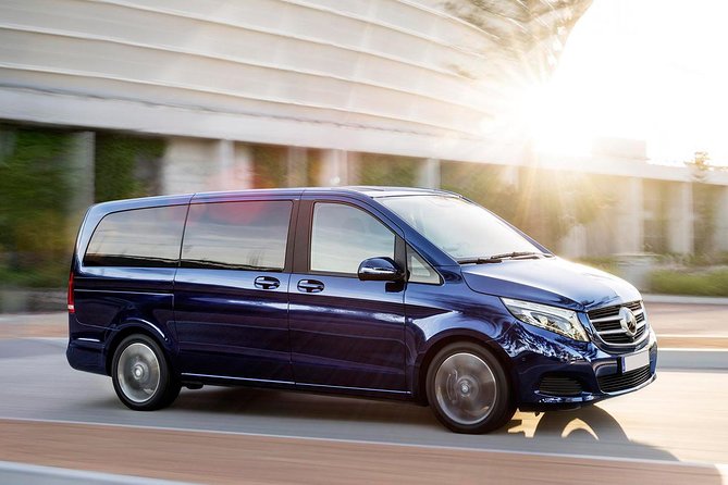 Private Transfer: Positano to Naples or Vice Versa - A private ride that beats Positano-to-Naples chaos