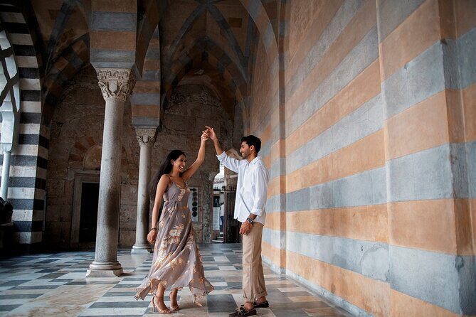 Private Vacation Photography Session with Local Photographer in Amalfi Coast - From Meeting Point to Professional Posing: How the Session Works