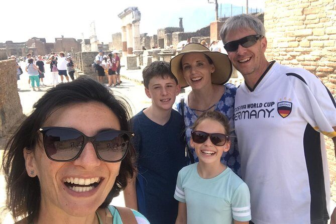 Rome to Pompeii & Positano Day Trip with Hotel Pick Up & Skip The Line Tickets - Pompeii with Lello & Co.: 2.5 hours that actually feels guided