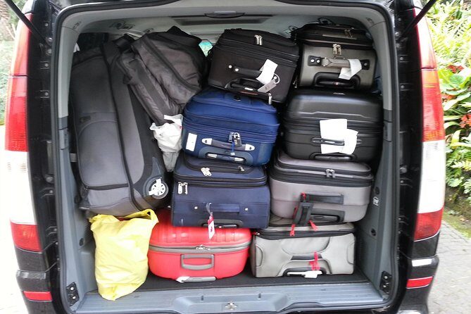 Rome to Positano Private Mercedes Transfer with Pickup - The Vehicle Experience: Air-Conditioned Comfort with Luggage in Mind
