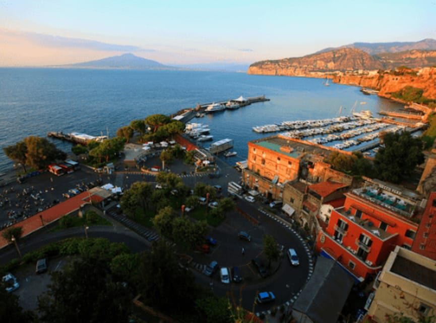Shared Tour Sorrento, Amalfi Coast, and Pompeii from Naples - Timing and group size reality check: you’re managing a packed day