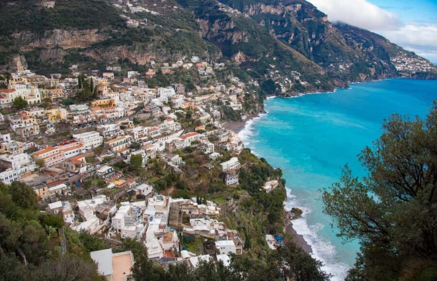 Shore Excursions: Amalfi Coast and its 3 Marvelous Towns - Small group size and guides: what you’ll notice in real life