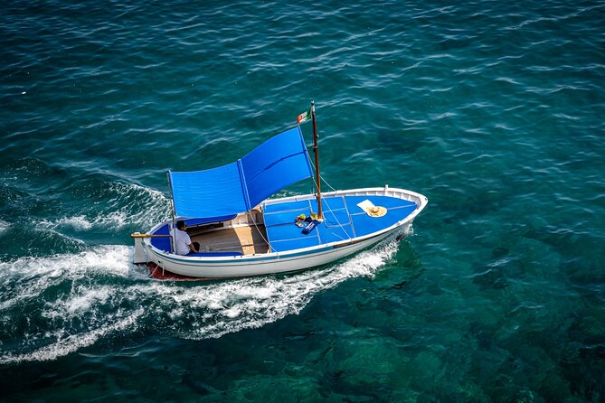 Simply Amalfi Coast Private Boat Tour con Giovanni - Stop 2: Praiano’s Fishing-Village Feel and a Quick Swim
