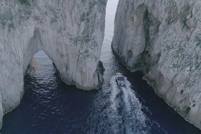Small Group Day Trip to Capri from Positano or Praiano - What “small group” really changes (max 12 passengers)