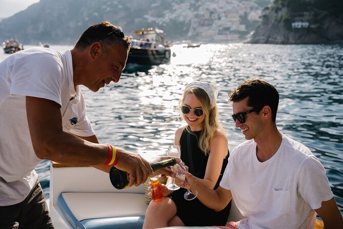 Small Group Tour from Amalfi by Boat at Sunset - Meeting on Molo Darsena: Getting on Board Smoothly