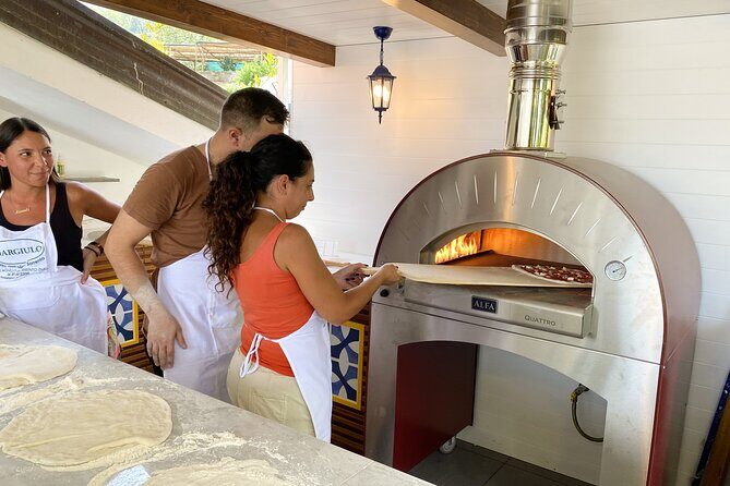 Sorrento Pizza School Activity in Italy - Price and value: what $210.26 includes in the real world
