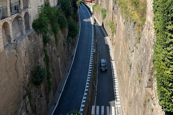 Sorrento, Positano & Amalfi – Cruise Friendly Small Group Tour - Limoncello Distillery + Lunch: What’s Included and What’s Optional