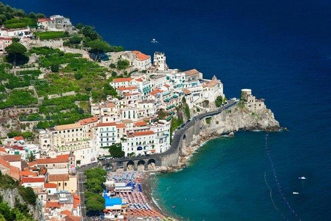 Sorrento, Positano and Pompei Private Tour with Lunch - Why the small-group setup feels better than big buses