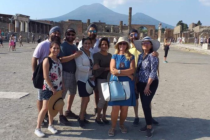 Splendida giornata con noi in costiera Amalfitana e dintorni - Starting in Sorrento: pickup, timing, and comfort that matter