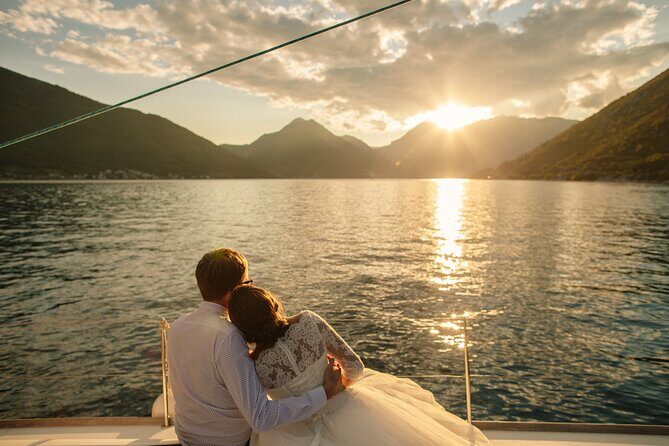Sunset cruise on Amalfi Coast - Stop 1: Sorrento Coast cove time for swimming, music, and prosecco