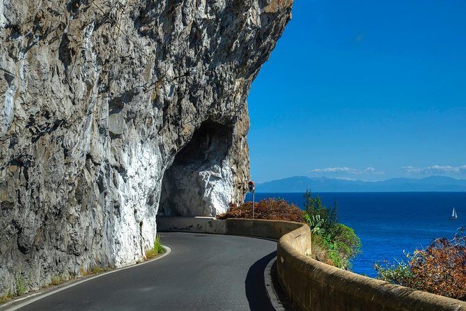 The highlights of the Amalfi Coast from Amalfi - Amalfi Coast photo stops: getting the best views without rushing