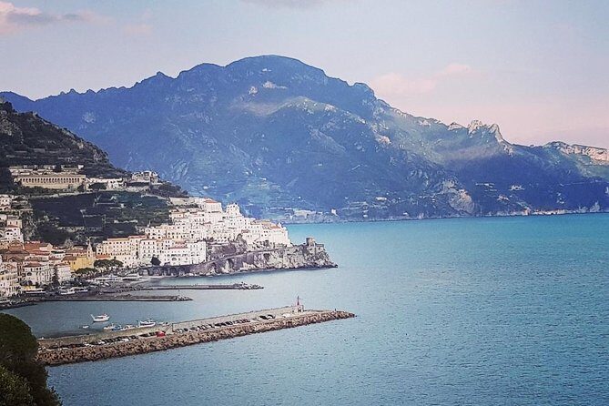 TOUR : EXCLUSIVE AMALFI COAST : Positano Sorrento Pompeii - What the driver/guide style changes about your experience