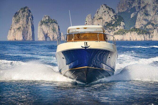 Tour Privato di Capri&Positano in Barca - Timing and sea conditions: why the day runs on schedules