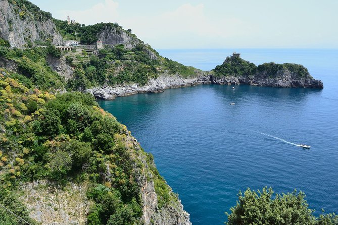 Tour the Sea Grottoes of the Amalfi Coast - Amalfi Coast by boat: the calm way to see the drama