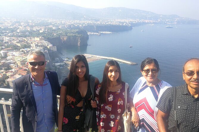 Transfer also for disabled Naples / Sorrento / Amalfi Coast - Private Naples–Sorrento–Amalfi Transfer That Feels Like a Plan