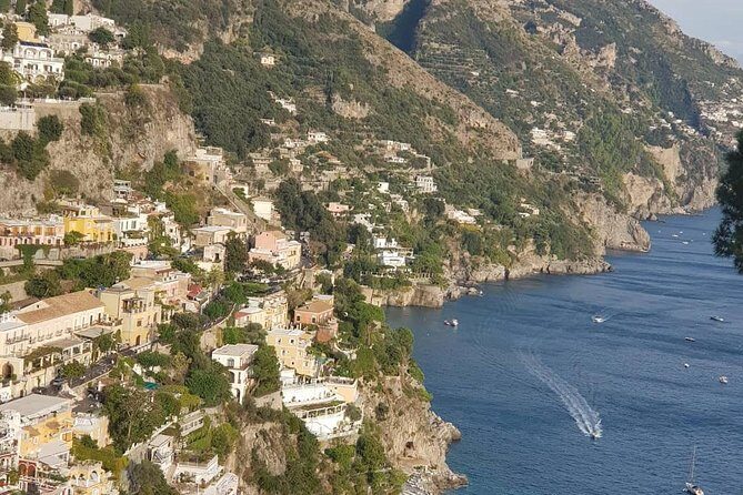 Transfer From Naples airport or station to Positano and vice versa - Finding your driver in Naples without drama