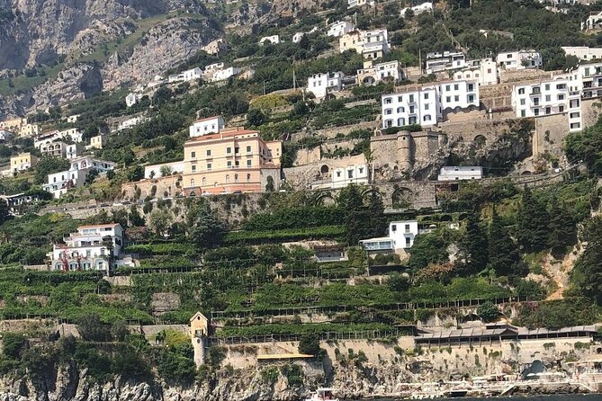 Transfer From Naples/area to Amalfi coast with 2hr stop in Pompei - Optional licensed guide in Pompeii (and why it can help)