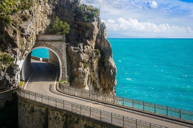 Transfer from Naples to Positano with 2 hours Private Tour in Herculaneum - Door-to-door Naples to Positano, minus the stress