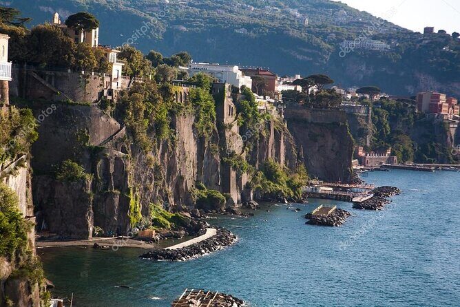 Transfer from Positano to Naples or Return - Why this transfer beats trains and mixed buses