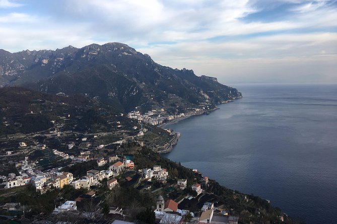 Transfer from Positano to Naples - Inside the Mercedes: Wi‑Fi, AC, and the Comfort Factor